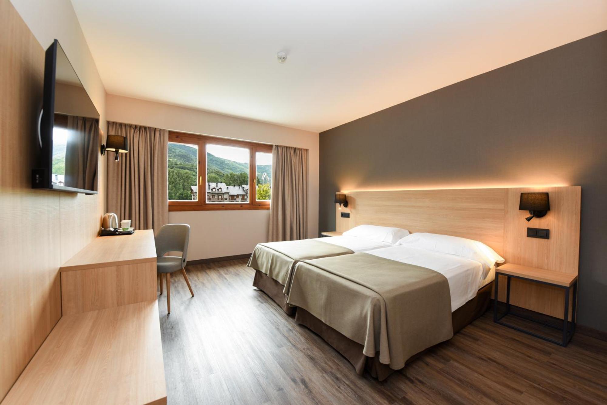 Sommos Hotel Benasque Spa Luaran gambar